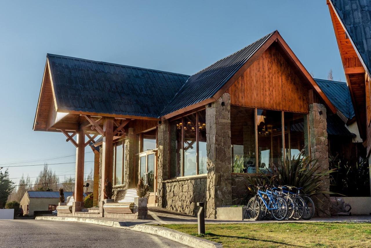 Mirador Del Lago Hotel El Calafate Exterior photo