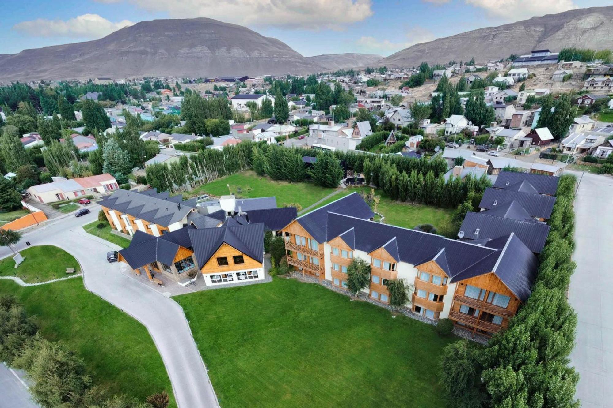 Mirador Del Lago Hotel El Calafate Exterior photo